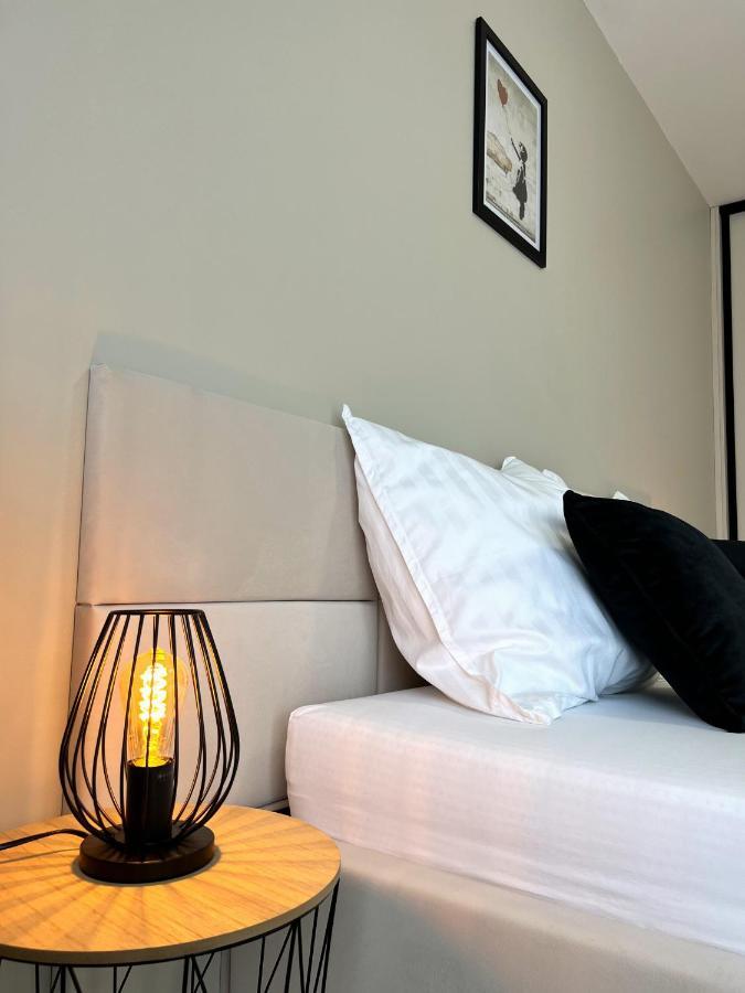 Cozy Stay Apartment Trenčín Exteriör bild