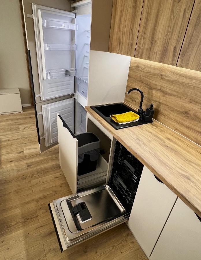 Cozy Stay Apartment Trenčín Exteriör bild