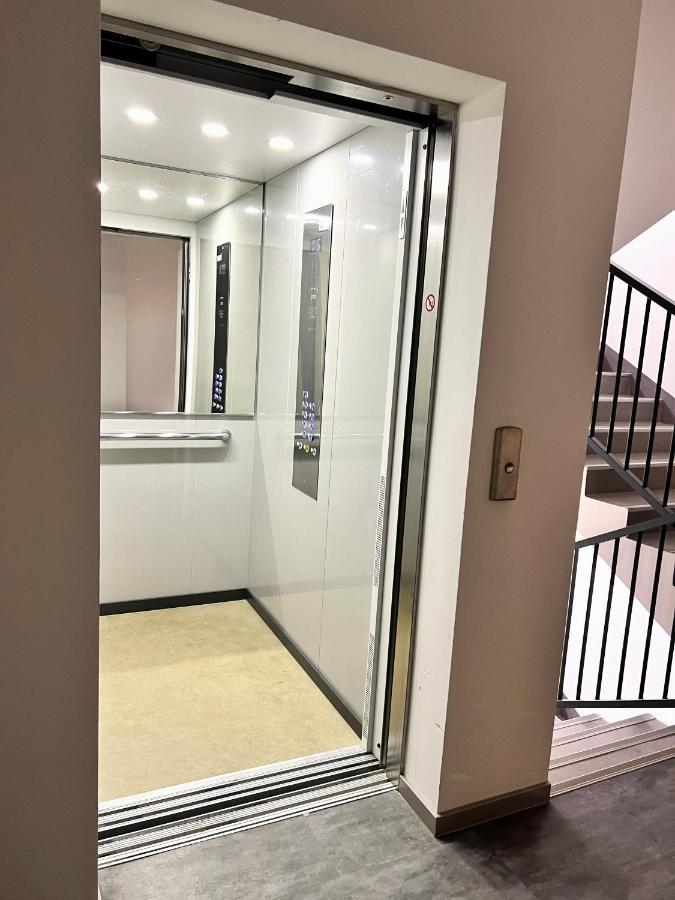 Cozy Stay Apartment Trenčín Exteriör bild