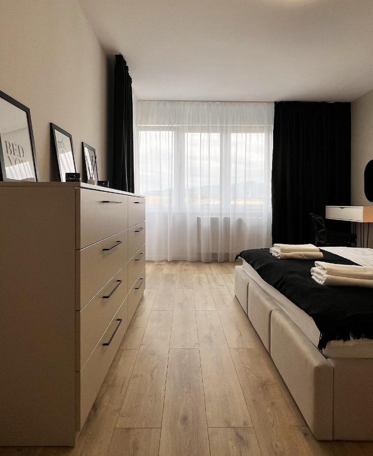 Cozy Stay Apartment Trenčín Exteriör bild
