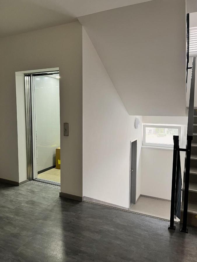 Cozy Stay Apartment Trenčín Exteriör bild