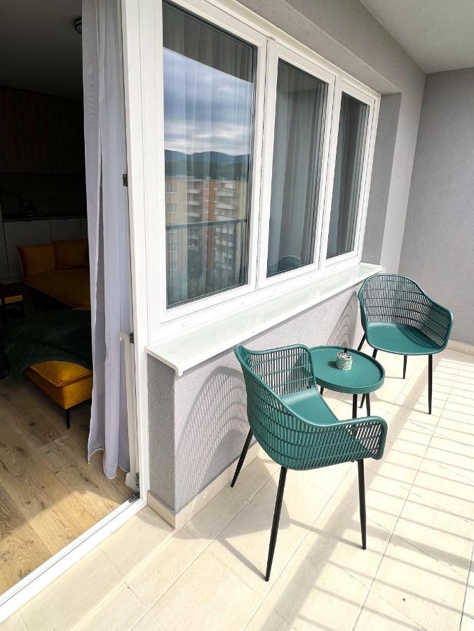 Cozy Stay Apartment Trenčín Exteriör bild