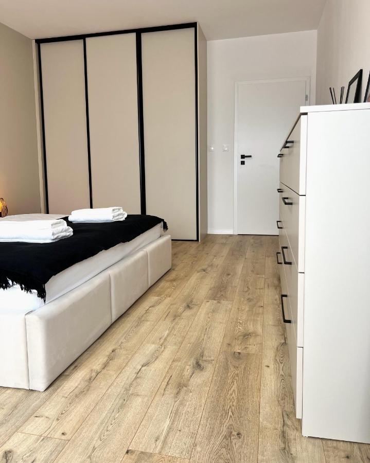 Cozy Stay Apartment Trenčín Exteriör bild