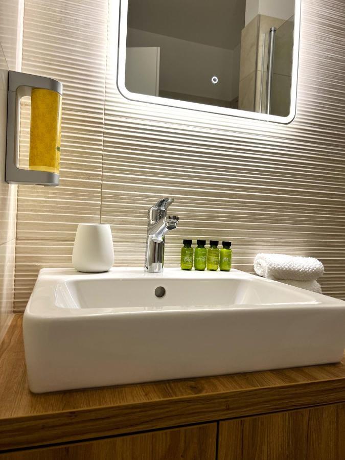 Cozy Stay Apartment Trenčín Exteriör bild