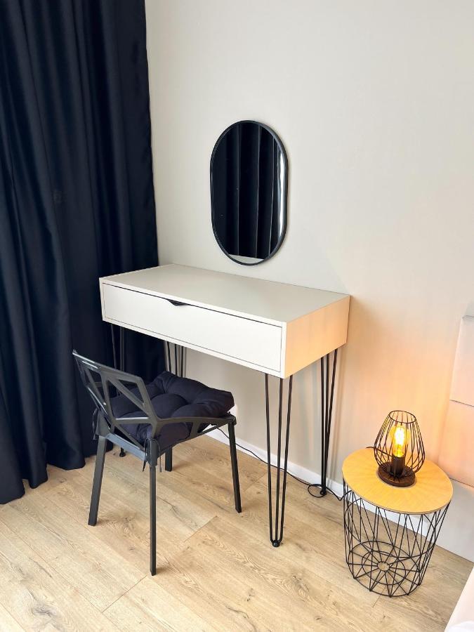 Cozy Stay Apartment Trenčín Exteriör bild